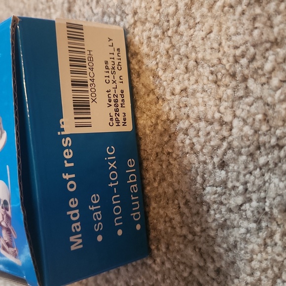 No Evil skeleton car vent clips - Picture 4 of 4